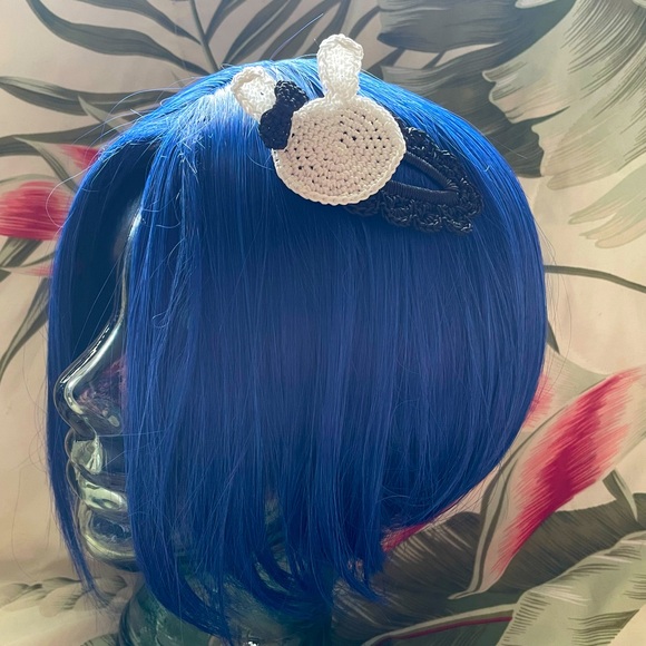 🩷RESERVED🩷CROCHETED BUNNY SNAP CLIP: BLACK/WHITE - Picture 3 of 4